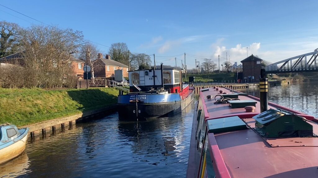 Bream and Iris arrive at Acton Bridge